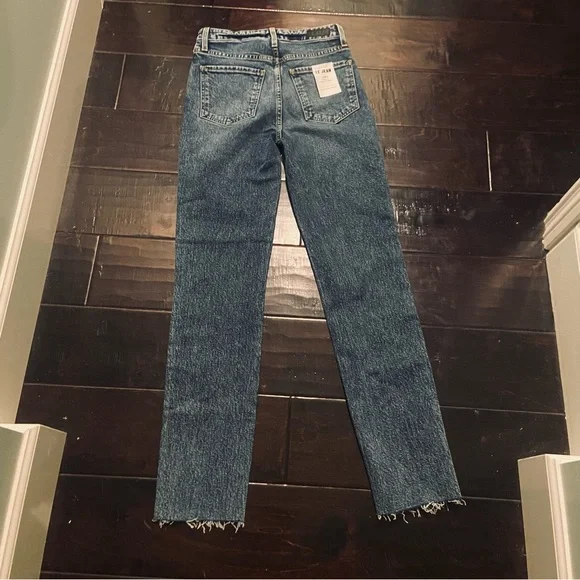 Le Jean Lara Willow Wash High-Rise Slim Jean - Picture 7 of 13